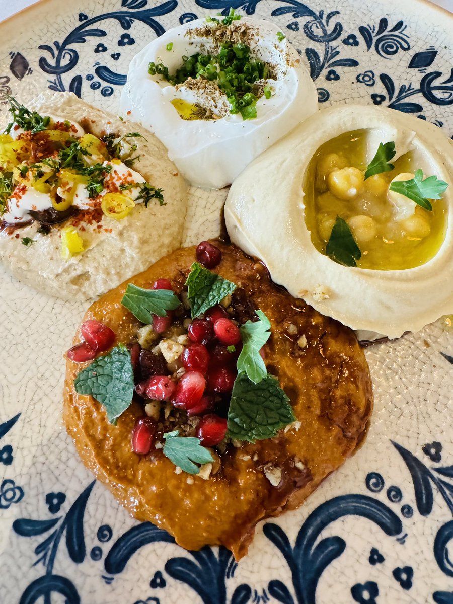 LisasPointofVi1's tweet photo. #LisasPointofView enjoyed a visit to #Clio in #theoldmarket in #Omaha, #Nebraska  .

I had the 4 spread combo with housemade sourdough pita. HUMMUS, MUHAMMARA, LABNEH &amp; 
BABA GANOUSH . It was a flavor explosion of various textures and tastes with every bite. https://t.co/y8ALYziJMy
