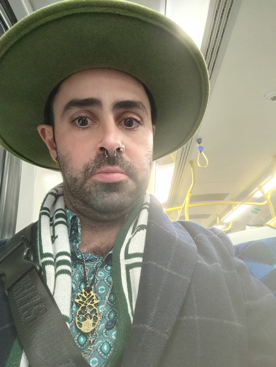 pasta_carbonaro's tweet photo. Definitely a creature of habit but always like to check out new venues from time to time.
Heading to Reptile to support the Breakfast Club crew as they take over a floor there.
#Powerofthepineapple reaches far and wide 🍍🎶🔥❤️🙌 https://t.co/c8OJ2OiAPe