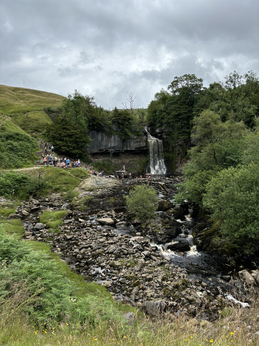 lucynorris1's tweet photo. All the fun of the falls
#ThorntonForce https://t.co/10TGJbQDQR