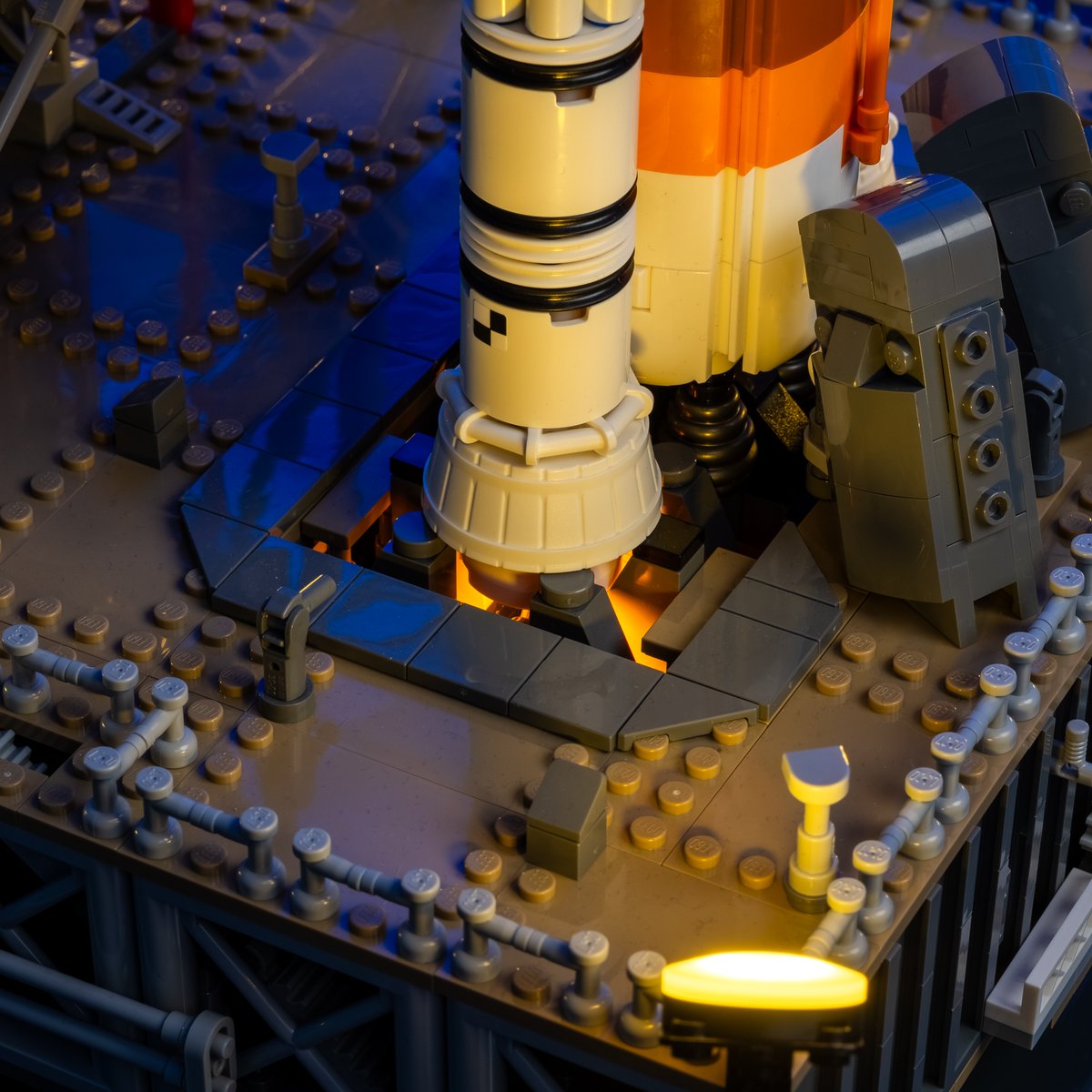 Light My Bricks tweet media