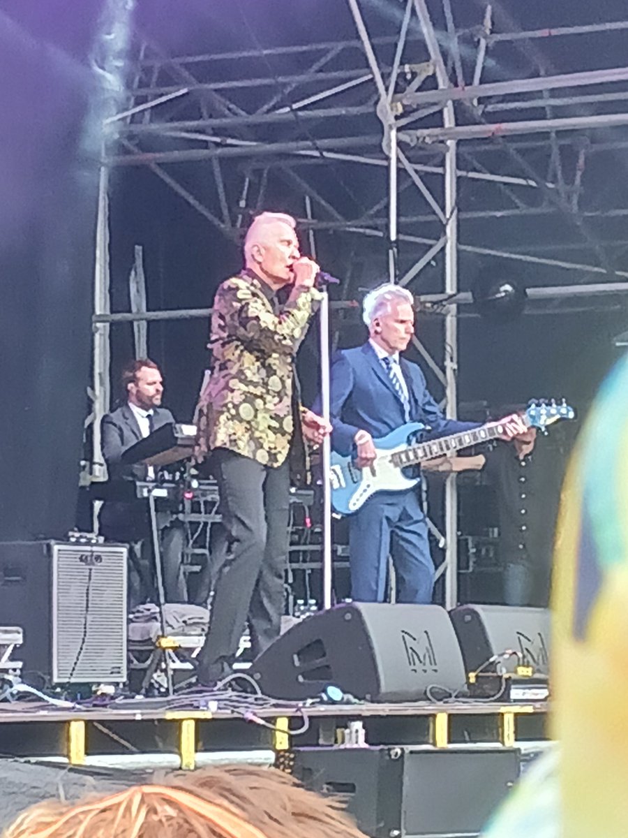 MicheleMRi's tweet photo. @ABCFRY tonight you had All of my Heart ❤️ AMAZING XXX #letsrockwales https://t.co/hsV9GeLXjM