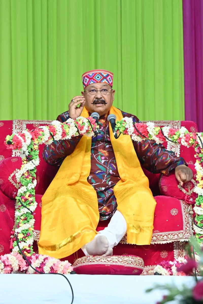 ManavDharam's tweet image. The first day of the #GuruPoojaMahotsav commenced with great reverence for the Guru's presence in our lives at the serene Satlok Ashram in #Muradnagar, #UttarPradesh, attended by devotees from across India &amp;amp; abroad.
#GuruPurnima24 
#GuruPurnima 
#GuruPooja 
#SpiritualMaster