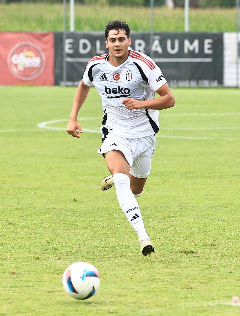 Besiktas's tweet photo. Onun adını daha çok duyacaksınız.

Mustafa Erhan Hekimoğlu. 👈 https://t.co/Ms2oiIDfhh
