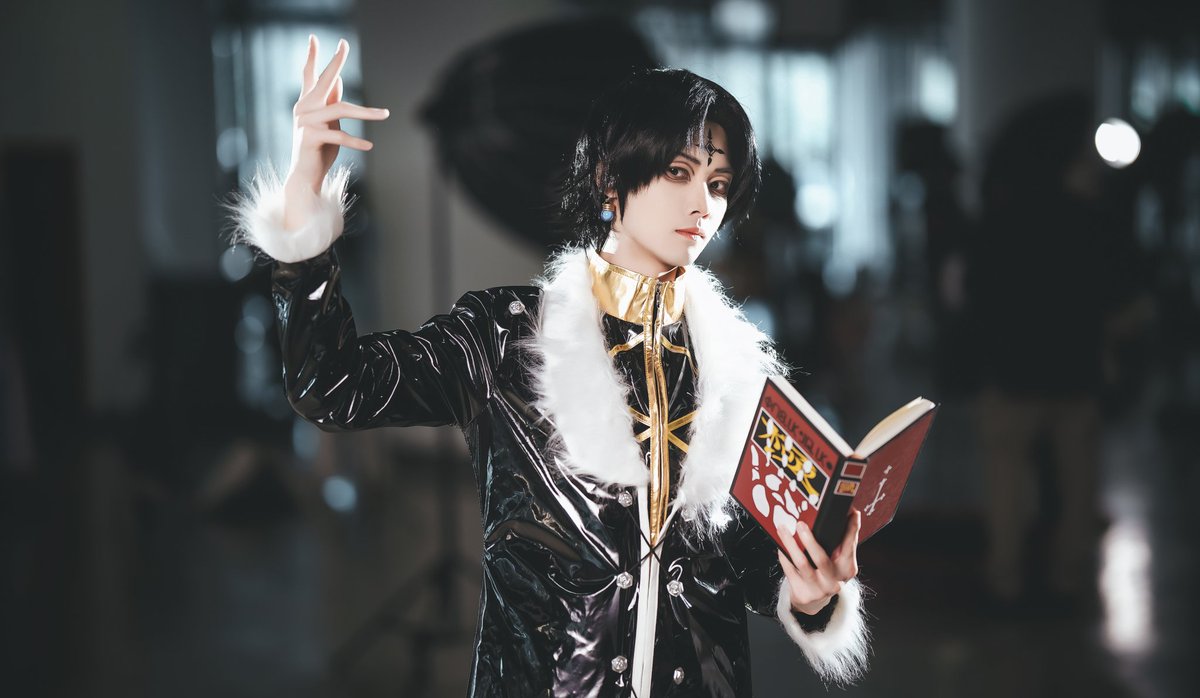 NyZypOdrgv5svAE's tweet photo. 【Cosplay cos コスプレ⚠️】
ハンター × ハンター | クロロ＝ルシルフル

#ハンターハンター #hxh #クロロ #ルシルフル #Chrollo #Lucilfer #クロロルシルフル #ChrolloLucilfer #コスプレ https://t.co/hj8YR5iPe4
