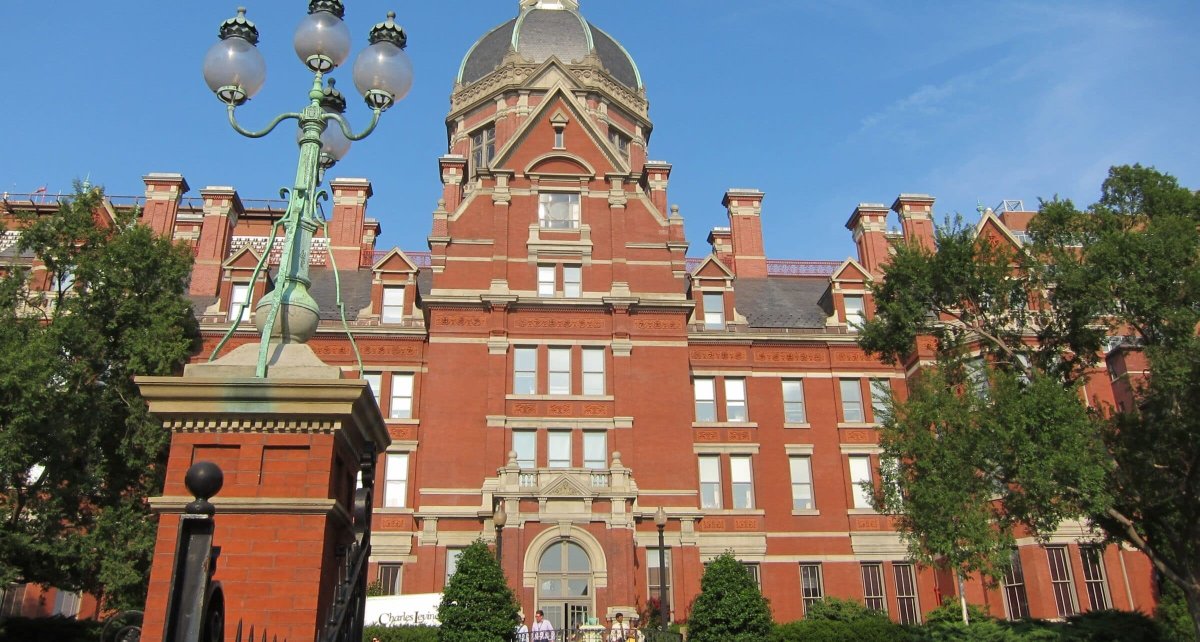 Internespo's tweet photo. ⭐️ Johns Hopkins Men’s Soccer

Johns Hopkins University 🎓
📍 Baltimore, MD 
⚽️ @HopkinsSports
🏟️ Homewood Field (8,500)
⚡️ NCAA Division III · CC

Team info: https://t.co/WtYn3kO3kX

#ECNL #CollegeSoccer #GoHop