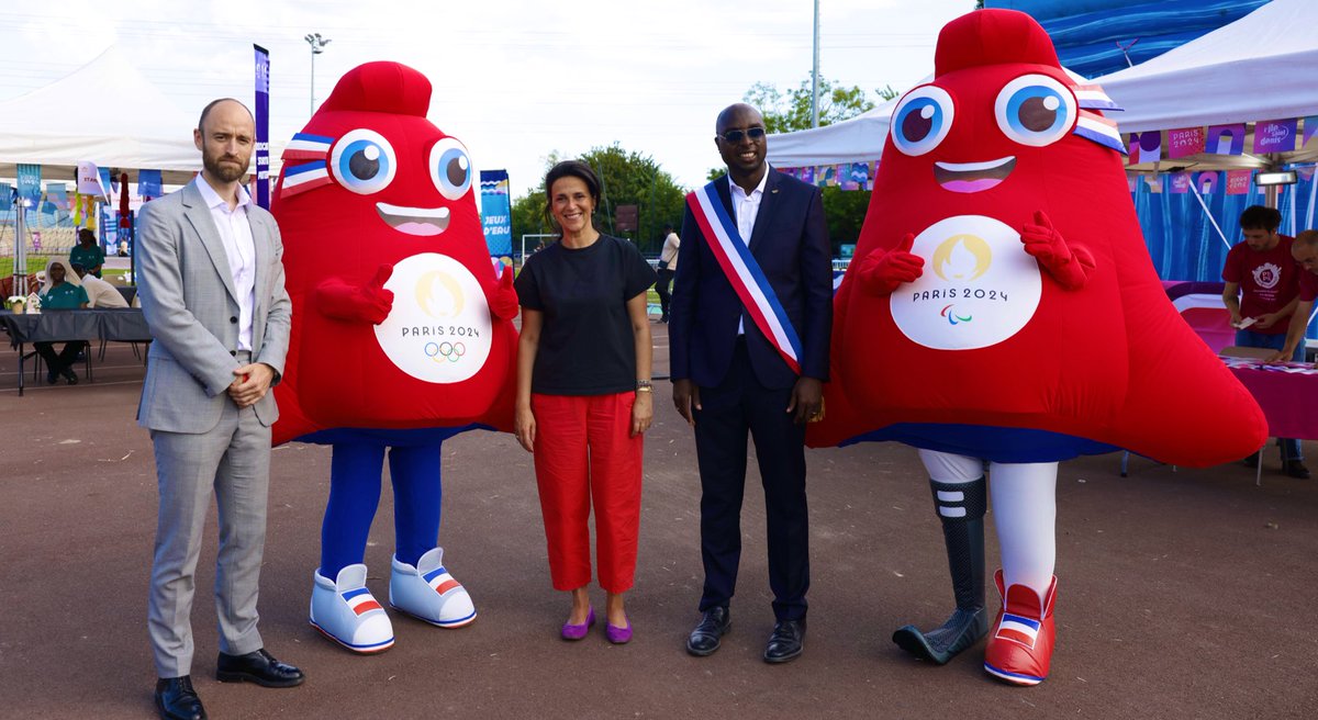 Toutes mes félicitations à <a href="/CFImedias/">CFImedias</a> pour son action.

Vous servez un objectif clé de l’#EquipeFrance : 
- une info libre, plurielle et fiable au service du #développement
- et le développement au service de la liberté de la #presse.

Ravie de vous retrouver à #StationAfrique !