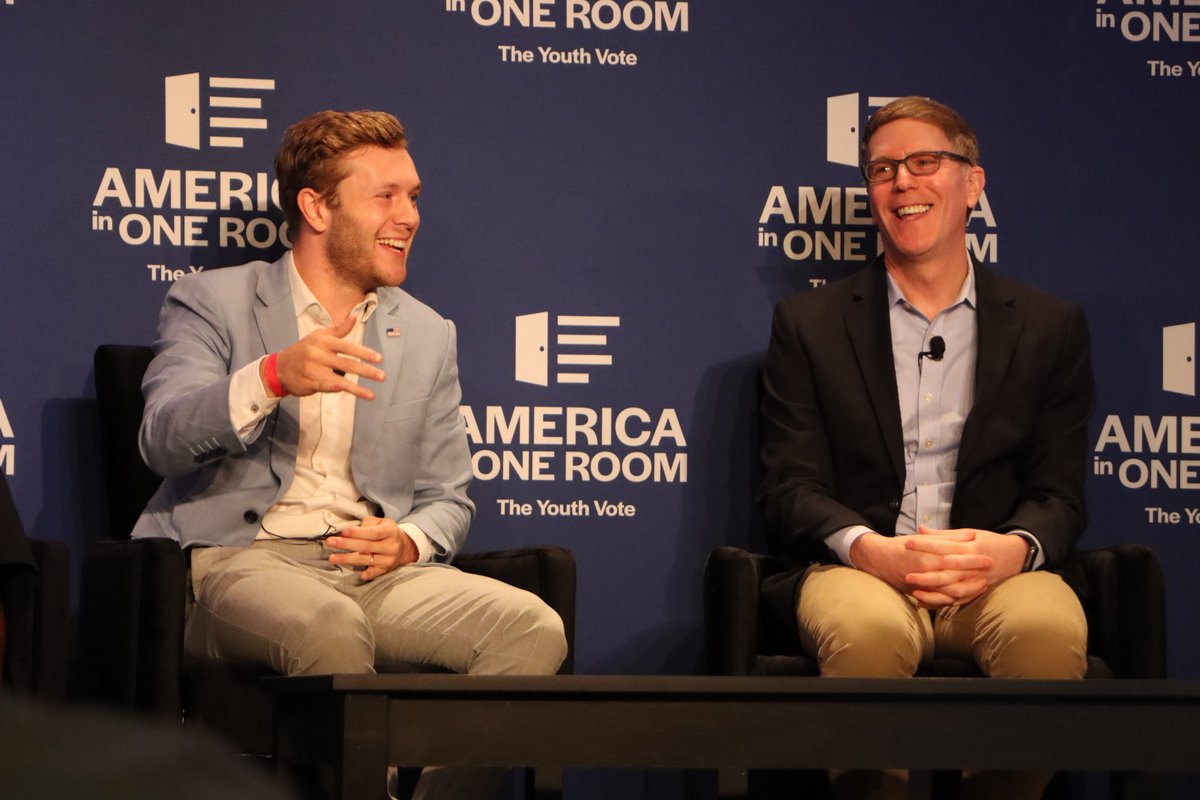 CloseUp_DC's tweet photo. Thank you to our guest panelists for an engaging conversation on environmental policy issues:
Chris Barnard @ChrisBarnardDL
Allyson Anderson Book
Paula Glover @PRJackson
Shuting Pomerleau @SXPomerleau
Doug Vine @DPVine
#AmericaInOneRoom @americain1room https://t.co/h5GgLq1Uns