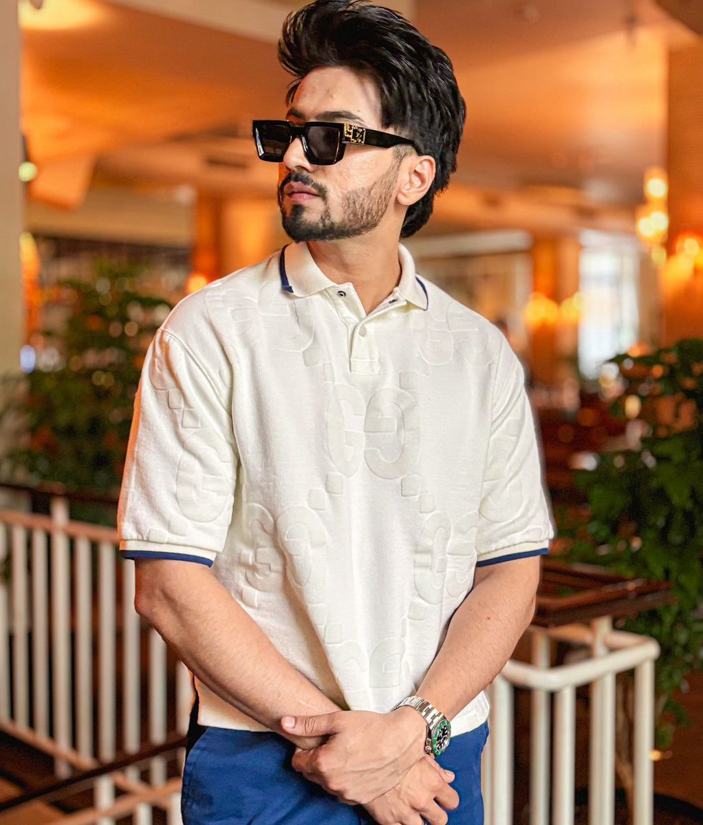 Who are you excited to see this #WeekendKaWar?

RT for #ElvishYadav

Like for #FaisalShaikh (Faisu)

#Faisu #ElvishArmy #BiggBossOTT3 #BBOTT3 #IPL2025 #Team07

Elvish Yadav                     Faisal Shaikh

RT🔄                                      Like❤️