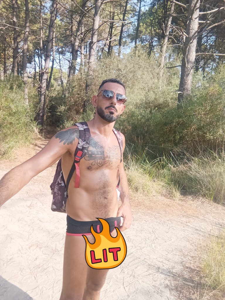 Guiowldu34's tweet photo. Ma petite plage de l'après-midi et pas queue 😏😏😏

Liké si Tu kifferais m'accompagner !!

Les 30 premier RT et seulement les 30 premiers recevrons la photo sans emoji 😏😏😏

#xxl #bigdick #summerdick #gaymontpellier #versa #minets #young #boys #exib #Grindr #plancul #bulge https://t.co/rfl1dx9w9O