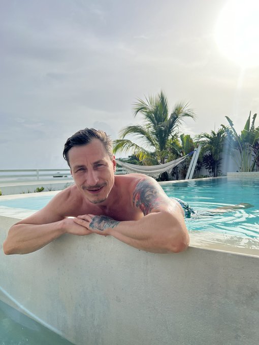 Gr&uuml;&szlig;e aus der Dominikanischen Republik 😜#summer #fun #beach #holiday #sun https://t.co/L4nKXZkv93<a href="/tag/summer"class="tags">#summer</a><a href="/tag/fun"class="tags"><span>#fun</span></a><a href="/tag/sun"class="tags"><span>#sun</span></a><a href="/tag/beach"class="tags"><span>#beach</span></a><a href="/tag/holiday"class="tags"><span>#holiday</span></a>