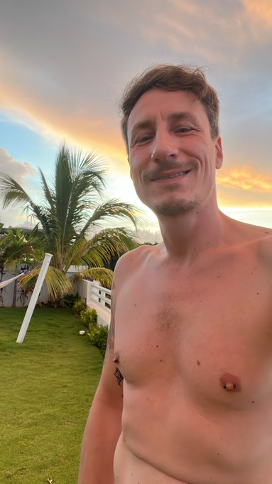 Gr&uuml;&szlig;e aus der Dominikanischen Republik 😜#summer #fun #beach #holiday #sun https://t.co/L4nKXZkv93<a href="/tag/summer"class="tags">#summer</a><a href="/tag/fun"class="tags"><span>#fun</span></a><a href="/tag/sun"class="tags"><span>#sun</span></a><a href="/tag/beach"class="tags"><span>#beach</span></a><a href="/tag/holiday"class="tags"><span>#holiday</span></a>