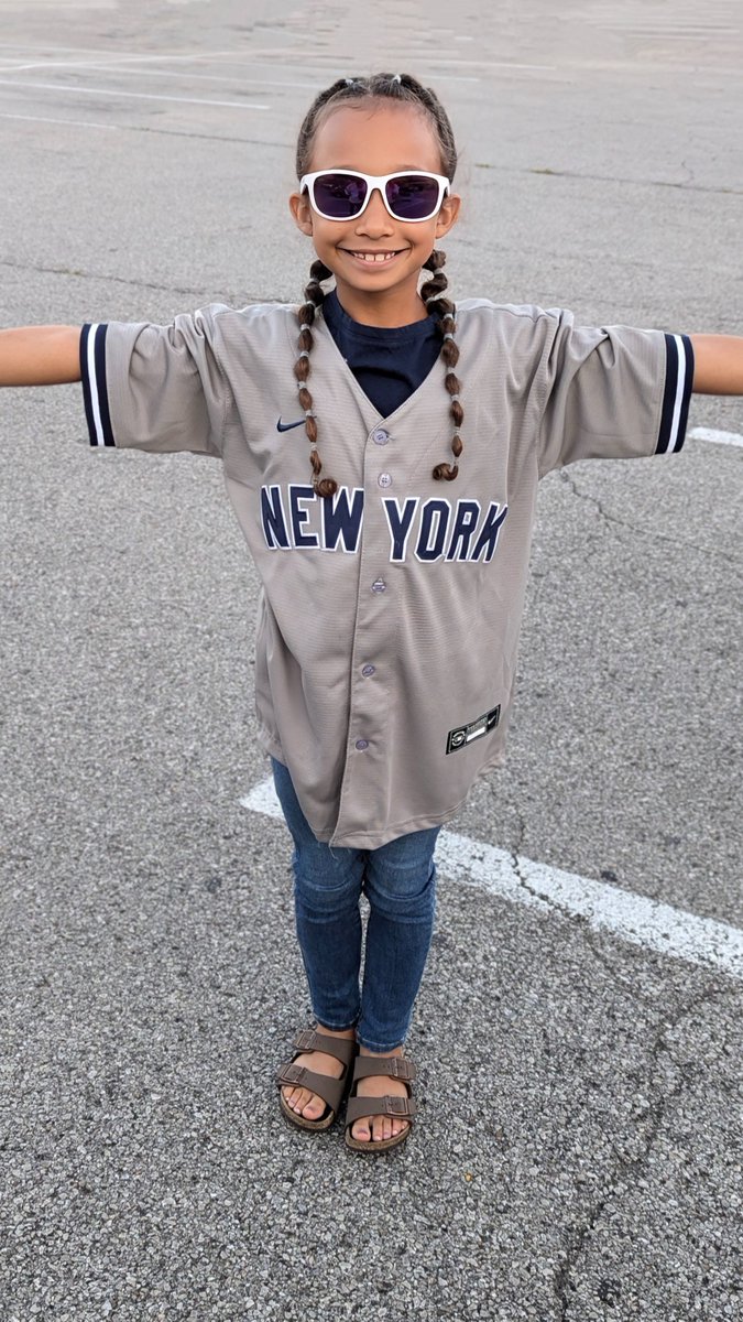 Caroline tweet media