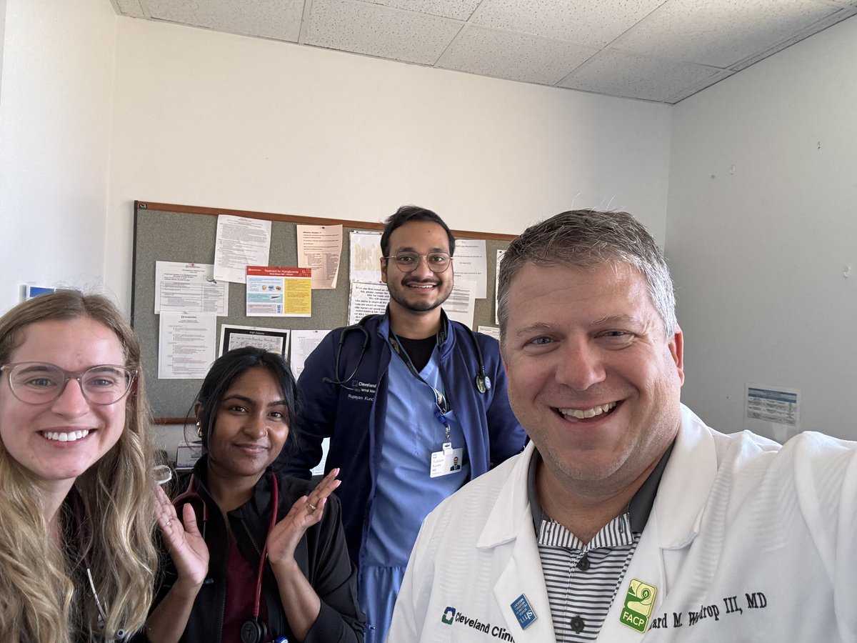 Mud_Fud's tweet photo. It’s a glorious day to be a physician in the Kimball-A service! @CCF_IMCHIEFS @rupayan_md active as our supporting Senior with #DrAzam and #DrKatulski as our fearless PGY-1s! @CLENeurons @BlakeBuletko @OhioAcp @ACPIMPhysicians @AAIMOnline @ABIMcert @SocietyHospMed #HowWeHospitalist