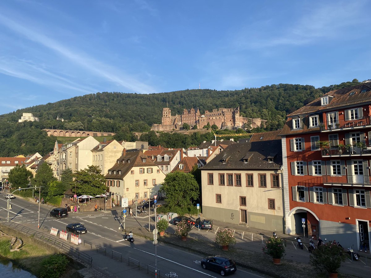 Weinschörle and a great view after a trip up the mountain on the funiculars. Followed by burgers and a walk-about in downtown. Heidelberg is cute but very touristy…