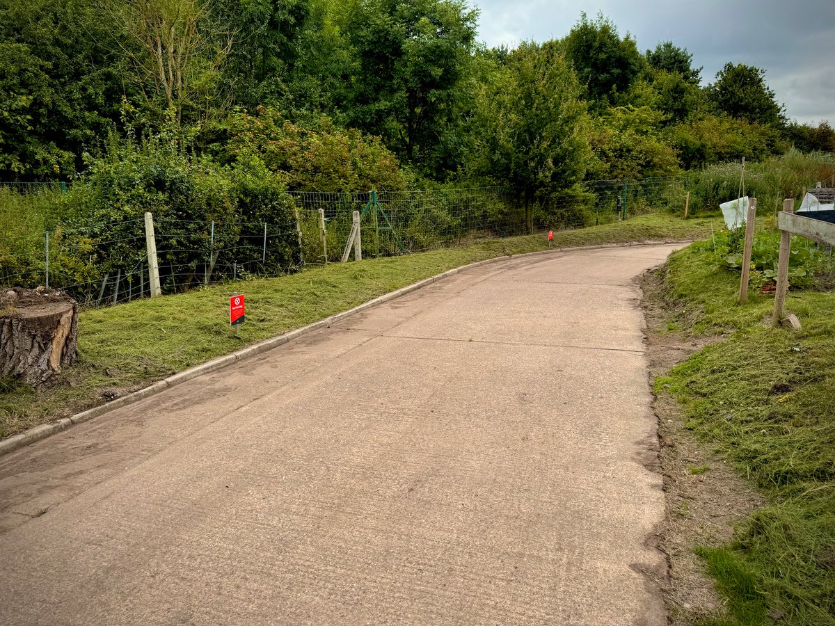 🌧️ We've been out on site clearing the mud and debris from the road after this year's heavy rains. 🚜 As you can see, it's looking much cleaner and ready for the nice weather ☀️ 

Up next: tackling the big pothole around the manhole at the entrance road. 🛠️🚧