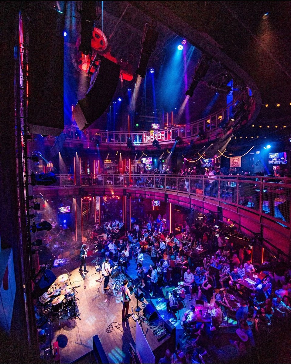 OleRed's tweet photo. Weekends in Vegas 🤩🎲 https://t.co/MLwEmvJ86G