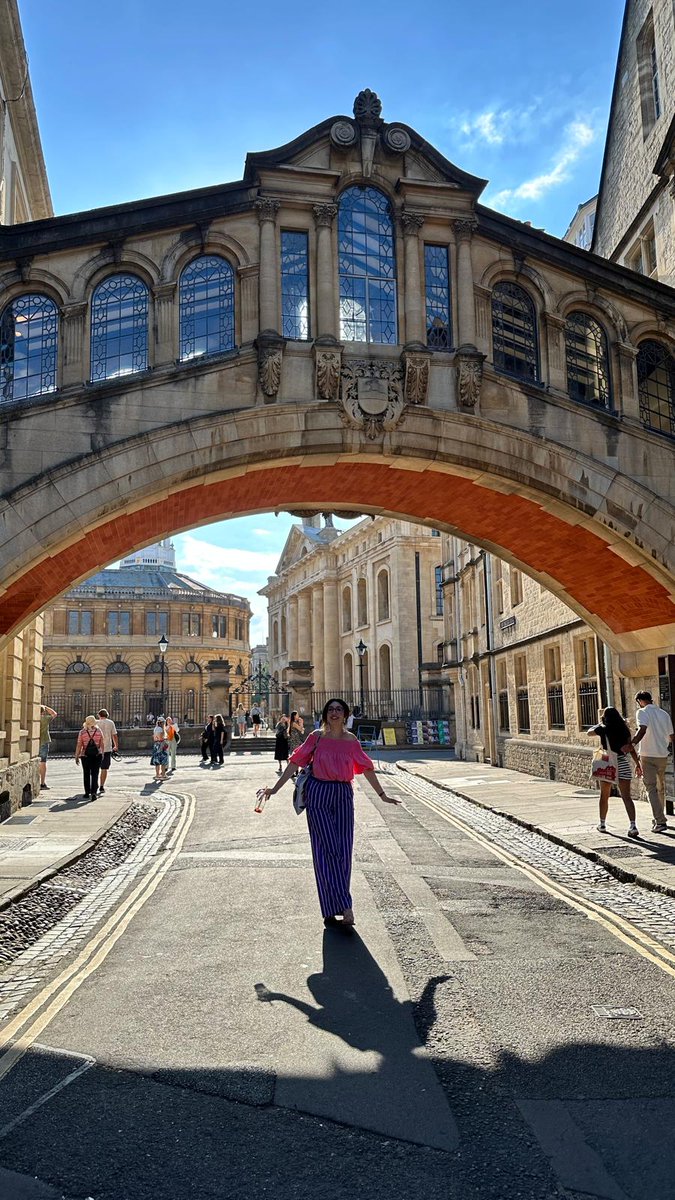 CurlyFolklorist's tweet photo. When the sun shines in Oxford at last☀️ don't be tricked it was just a unique day. Now, in all seriousness, it was truly needed to go out and breathe fresh air, just to remind myself what I am doing all of this for!
#DissertationDiary https://t.co/DkcbnOWrpD