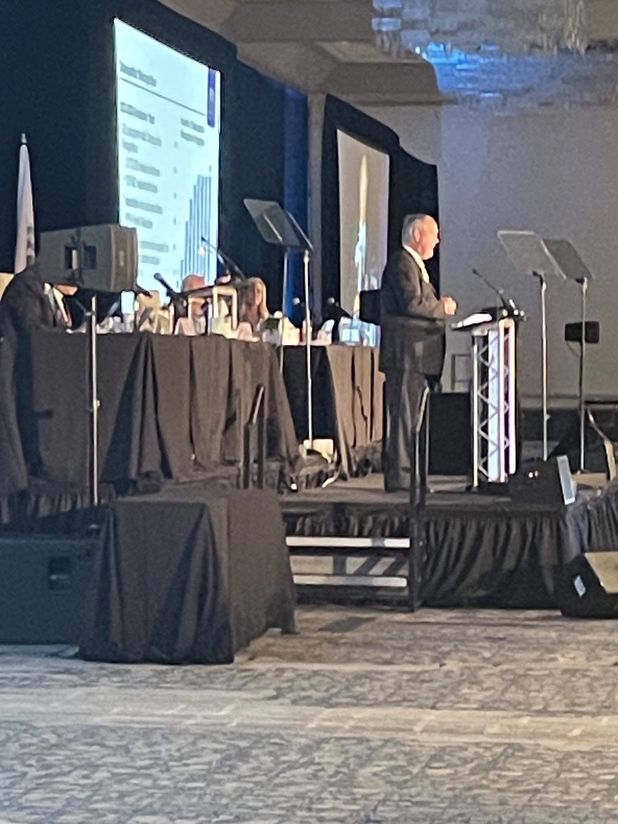 DrScheatzle's tweet image. Boyd Buser DO giving update on ACGME. Great work! @AOAforDOs @advocates4dos @AOFDOgood @acgme