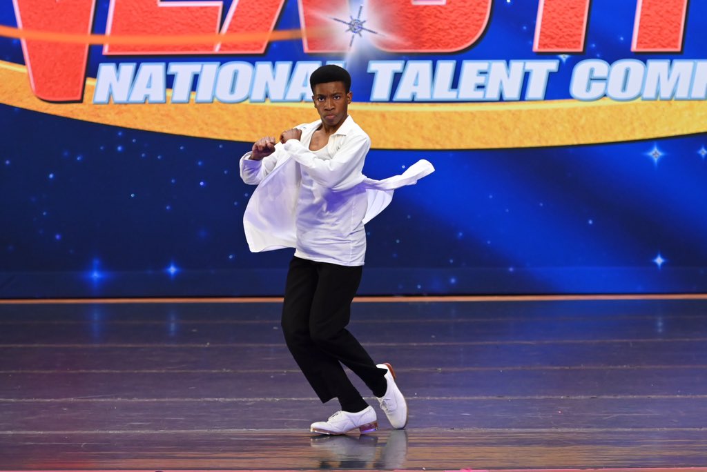 Joyelle Anderson tweet media