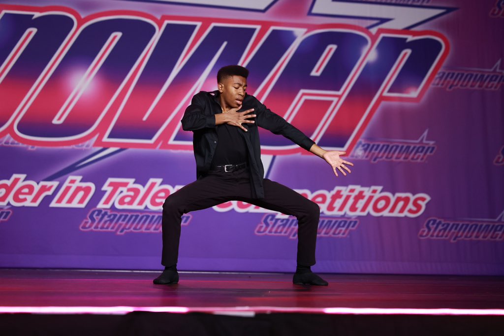 Joyelle Anderson tweet media