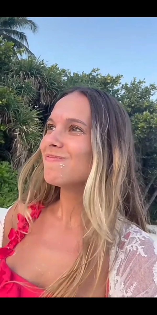 pump_er's tweet photo. que mujer tan perfecta y ahora soltera 😩😩 https://t.co/ERtYZlTy59