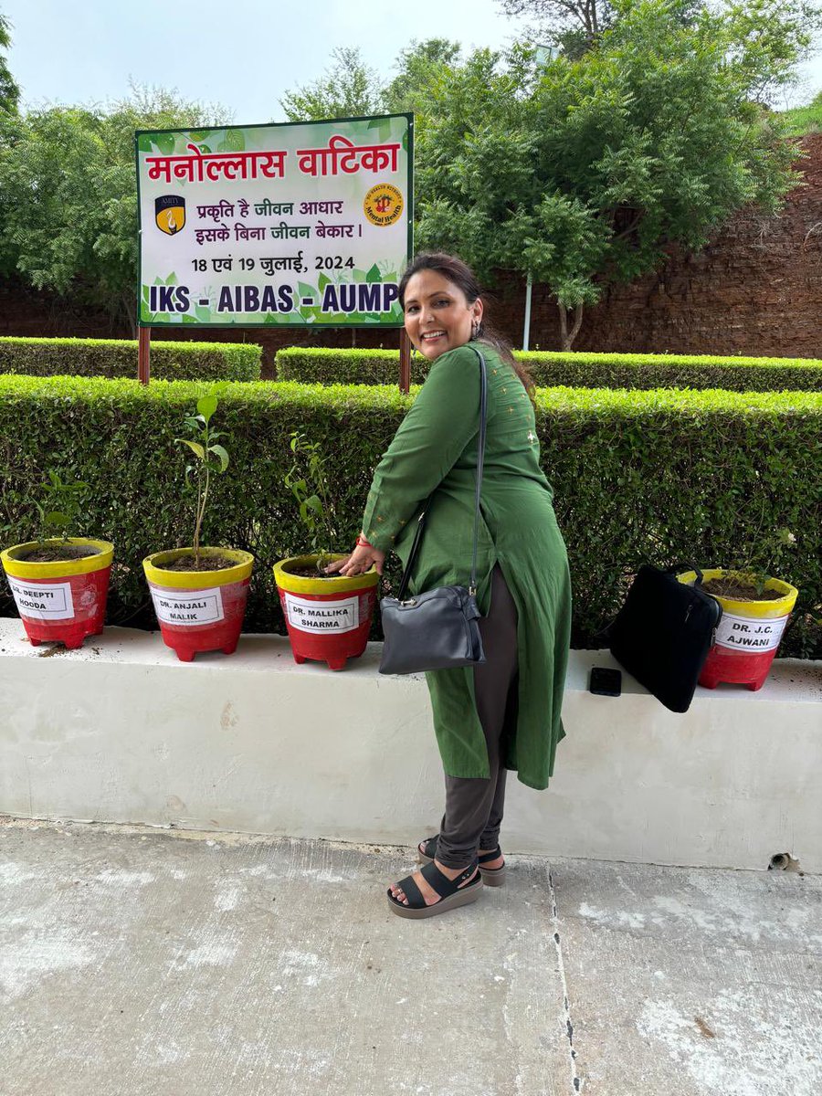 Mallika Sharma (@drmallikasharma) on Twitter photo It was great honour to be the Keynote speaker at Amity University Gwalior at a workshop for psychology academics focusing on Psychology:Embedded in Indian knowledge system. Thank you Prof NOVRATTAN SHARMA for Inviting me🙏@BNUSchoolHaSS <a href="/amityuniversity/">Amity University</a> It was great honour to be the Keynote speaker at Amity University Gwalior at a workshop for psychology academics focusing on Psychology:Embedded in Indian knowledge system. Thank you Prof NOVRATTAN SHARMA for Inviting me🙏@BNUSchoolHaSS <a href="/amityuniversity/">Amity University</a>