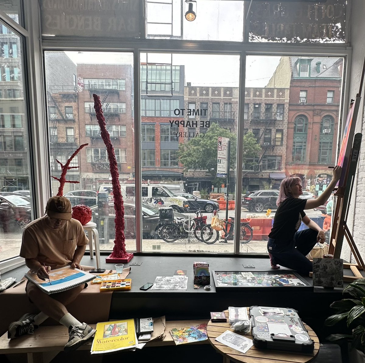 The_GhostClub's tweet photo. Hanging with @mumbot & @alimofun for @rioartresidency in #timetobehappy gallery in New York . https://t.co/N9VDjneYz0