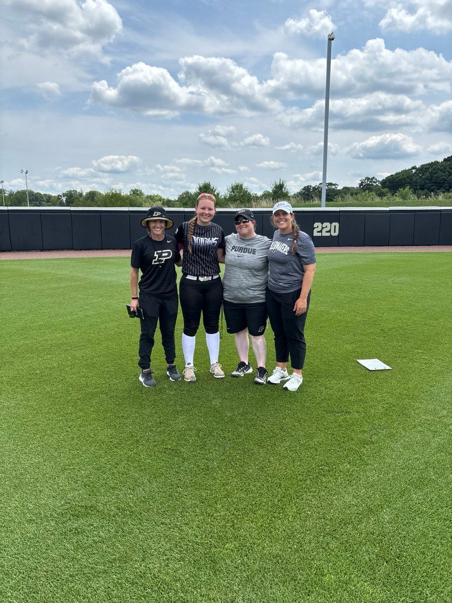 Anna Jane (AJ) Jarzab (@annajanejarzab) on Twitter photo Had a great time <a href="/PurdueSoftball/">Purdue Softball</a> being "the baby that's not a baby." I learned a lot! Thank you <a href="/CoachMFrezzotti/">Magali Frezzotti</a>, <a href="/JoRichwood/">Jordan</a>,
<a href="/heather_gelbard/">Heather Gelbard</a>, and <a href="/jordynrudd63/">Jordyn Rudd-Lee</a> Had a great time <a href="/PurdueSoftball/">Purdue Softball</a> being "the baby that's not a baby." I learned a lot! Thank you <a href="/CoachMFrezzotti/">Magali Frezzotti</a>, <a href="/JoRichwood/">Jordan</a>,
<a href="/heather_gelbard/">Heather Gelbard</a>, and <a href="/jordynrudd63/">Jordyn Rudd-Lee</a>