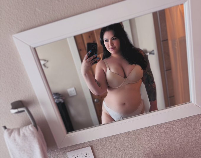 What should I wear today? https://t.co/PevfO8aEeN