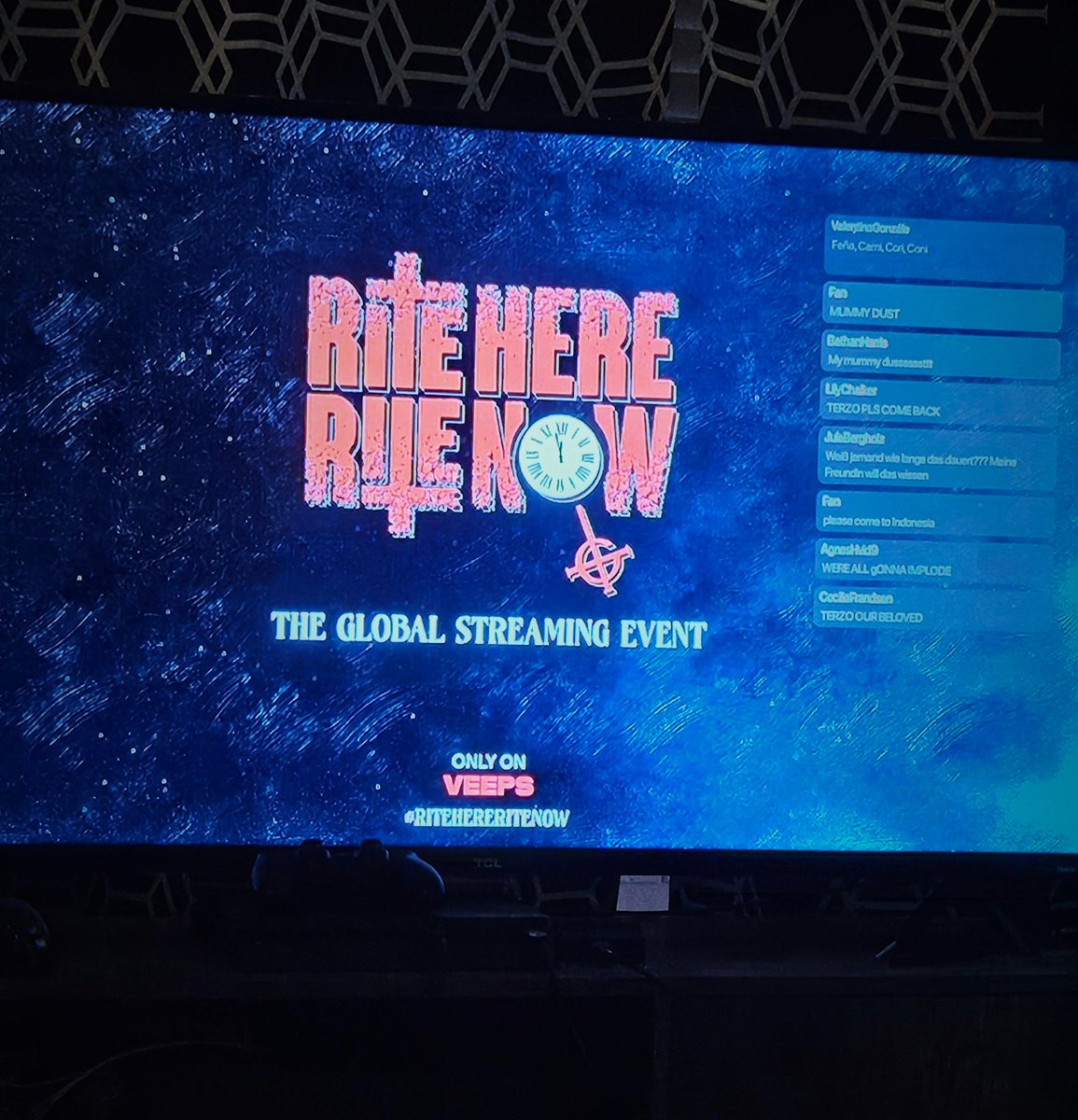 ReignBotYT's tweet image. Who else is about to stream the ghouvie?