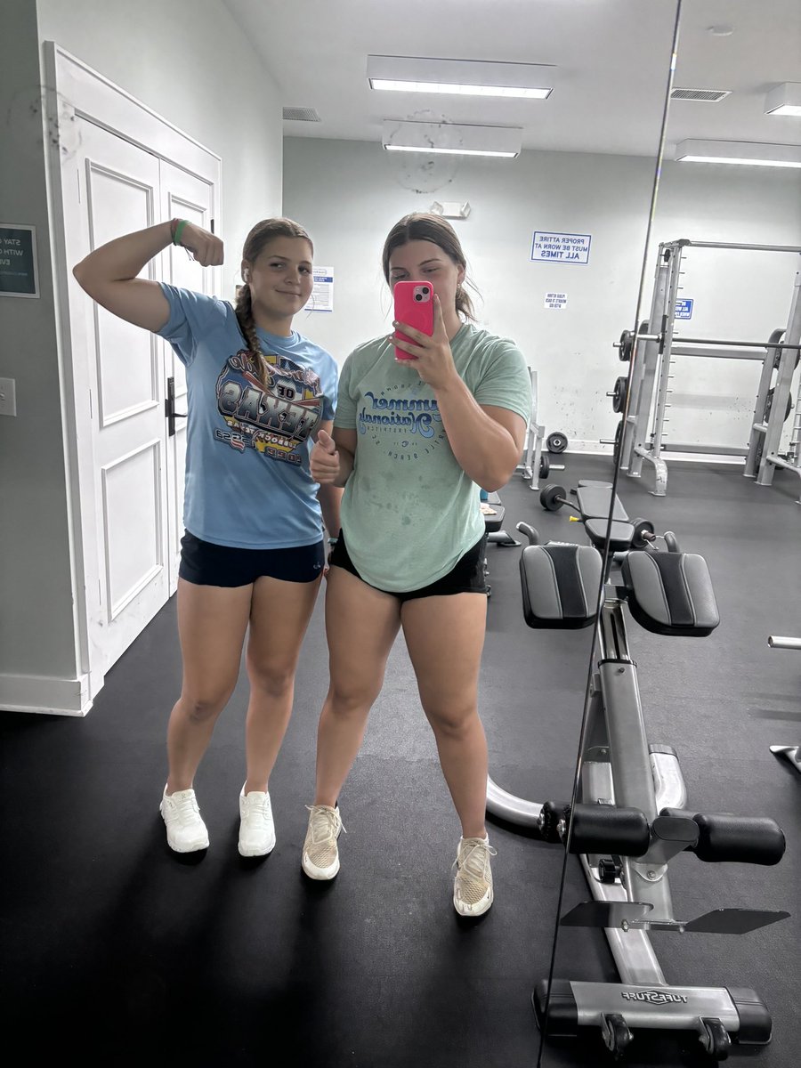 Got a <a href="/CBN_SPT/">College Bound Nutrition & Sports Power Training</a> workout done after games today!! 
#softball #cbn #llg <a href="/LadyLightningG3/">LLG Premier 16U</a> <a href="/KyleeWarehime/">Kylee Warehime</a>