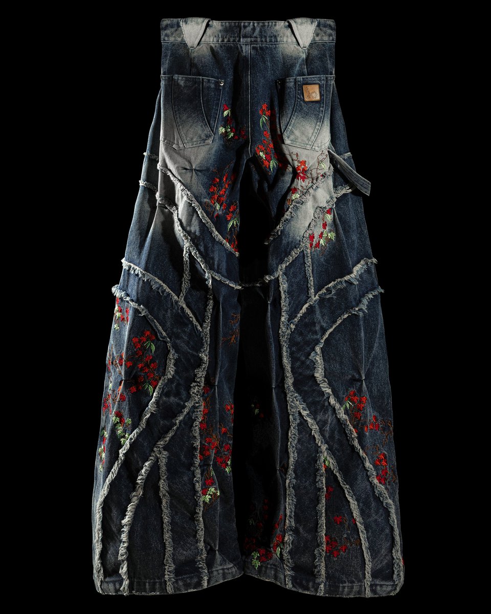 badson__'s tweet photo. AUTUMN ‘OVERGROWTH’ DENIM PANTS https://t.co/dWgQPM78A3