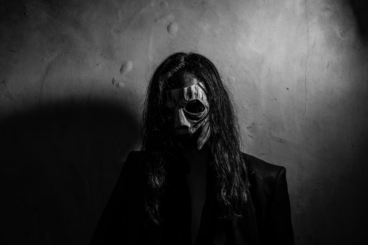 Takatomo_No4's tweet photo. Hi everybody
The Scent TAKATOMO from The Lefts
and
Tom root from SLIPKNOCK
stay(sic)
Take care of yourselves
Take care of each other
We are Those Left Behind
#SLIPKNOCK #SLIPKNOT #スリップノット #jimroot #ジムルート
#TheLefts #ThoseLeftbehind https://t.co/mEJBnFjWsp