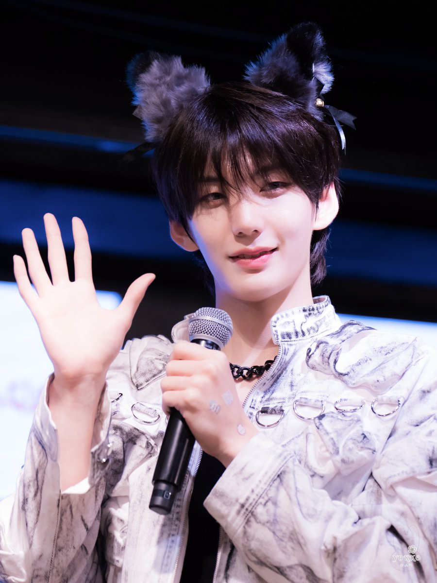 240720
 REALIZE: 8th Mini Albumプロモーションイベント@ KISS ENTERTAINMENT Inc.

#TheKingDom  #TKD  #더킹덤 #ザキングダム
#HWON   #훤  #フォン   #심영준  
<a href="/TheKingDom_GF/">The KingDom</a>