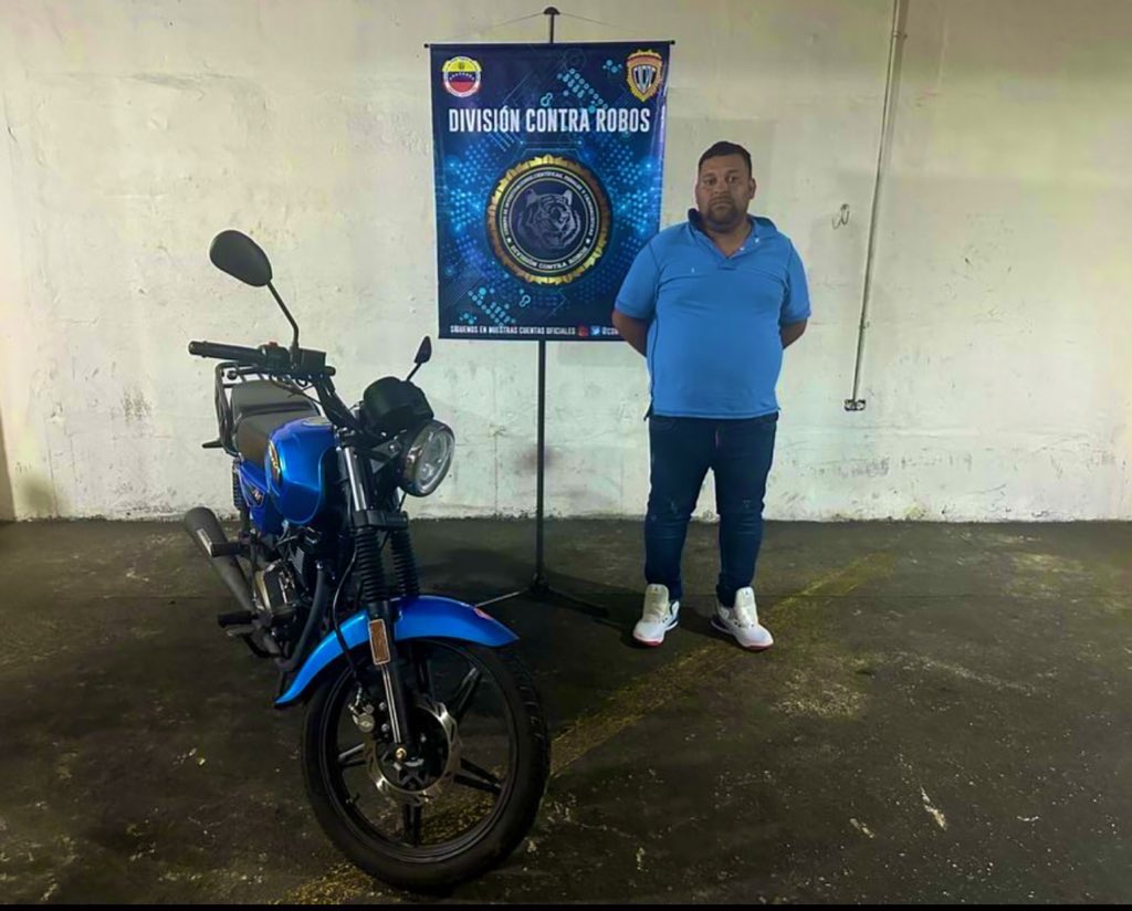 RevistaCicpc's tweet photo. Estos antisociales fueron detenidos en el sector 1 de San Blas, parroquia Petare, municipio Sucre, y Pedregal, parroquia y municipio Chacao, estado Miranda, donde se ubicaron como evidencias un Keeway Owen, placa AB5C221, un Keeway Horse 150, placa AB8X17L… https://t.co/FpttVM6pQP