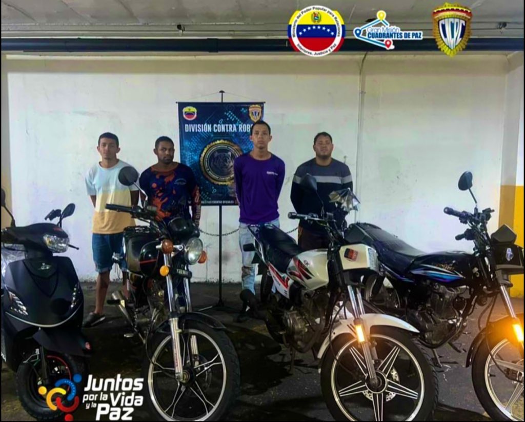 RevistaCicpc's tweet photo. Estos antisociales fueron detenidos en el sector 1 de San Blas, parroquia Petare, municipio Sucre, y Pedregal, parroquia y municipio Chacao, estado Miranda, donde se ubicaron como evidencias un Keeway Owen, placa AB5C221, un Keeway Horse 150, placa AB8X17L… https://t.co/FpttVM6pQP