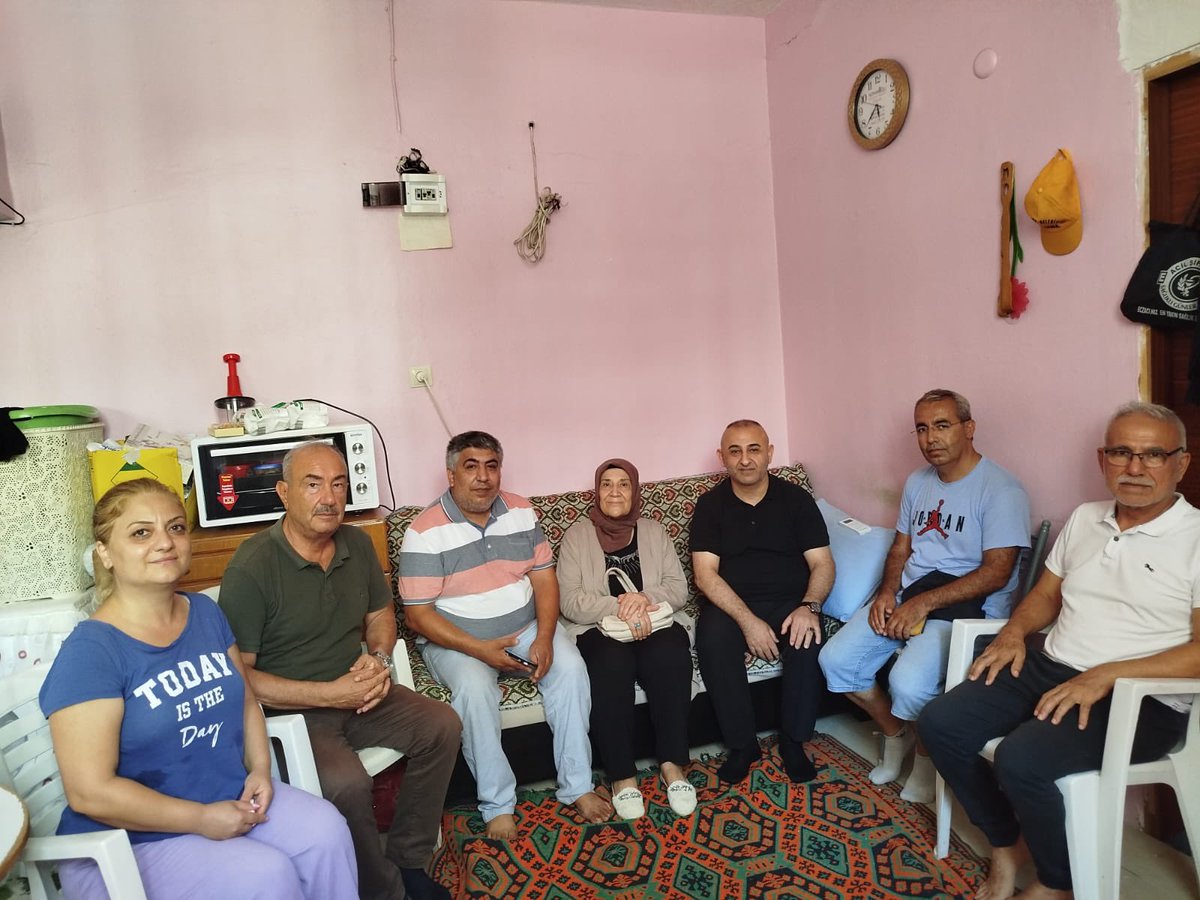 AkpartiCukurova's tweet photo. İlçe Başkanımız
Sn @akincemal Koordinatörlüğünde Güzelyalı Mahallesinde Beytullah ÇATAL Ziyaret Edildi. Nazik Ev Sahipliğinden Dolayı Teşekkür Ederiz https://t.co/CxmiRKAzvI