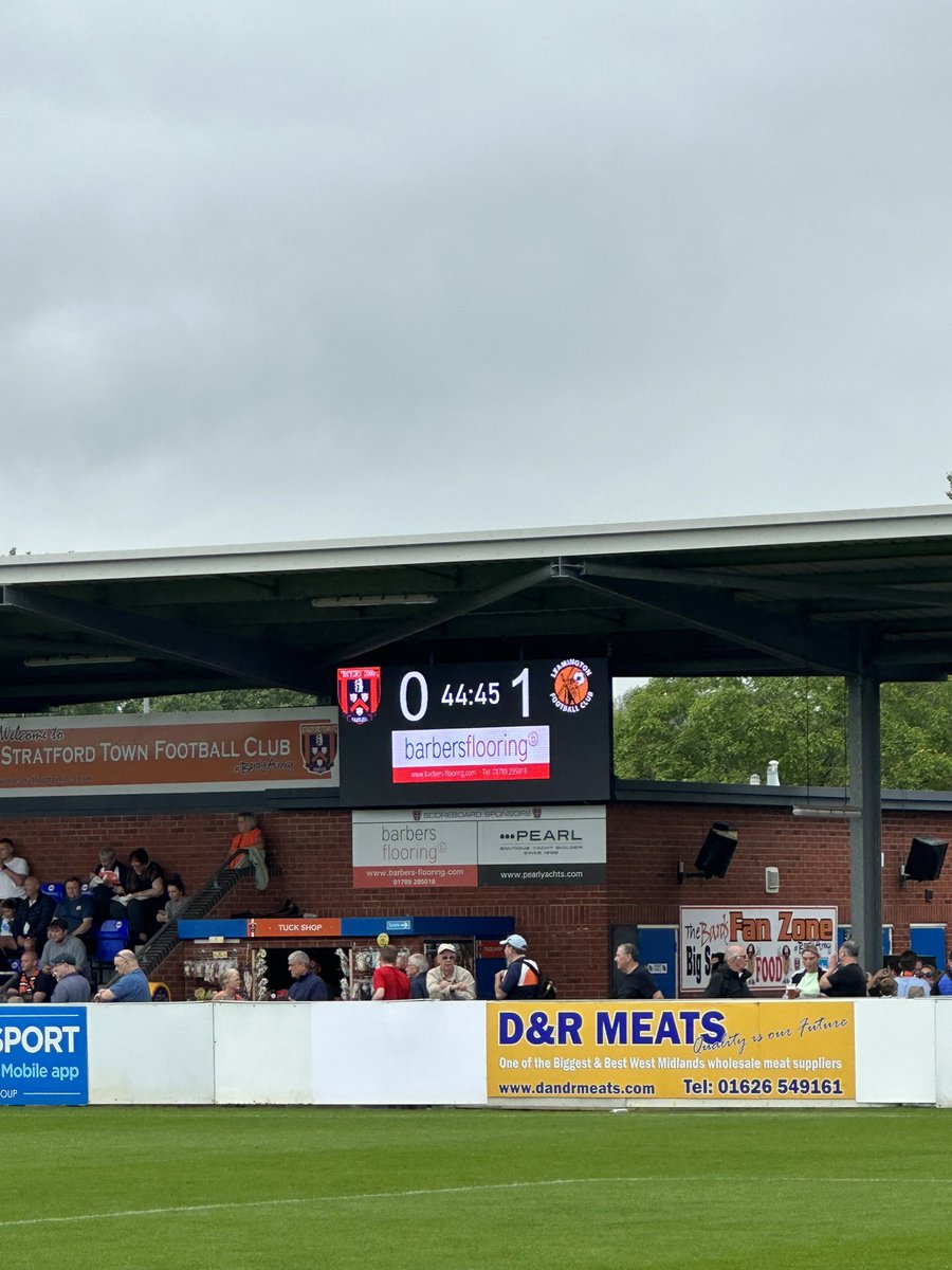 LeamingtonFC's tweet photo. ⏸️ Brakes lead at the break. 

(I would get my computer out for the graphics, but it’s raining) 

#STRLEA https://t.co/U3Y15DvYGE