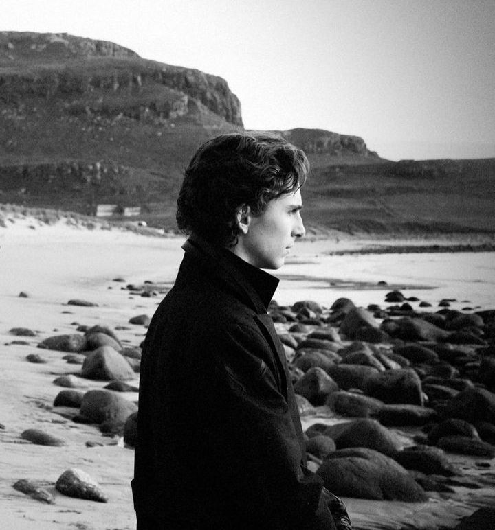 The Emperor  #จักรพรรดิโอเมก้า            
I FeydPaul I Omegaverse         

12
"ท่านพี่ยังคงหลับนอนกับเฟย์ดทั้งที่ตัวเองตั้งครรภ์แล้วอย่างงั้นหรือ?"

>> citly.me/umGeg 

เหลืออีกไม่กี่ตอนน่าจะจบล่ะค่ะ