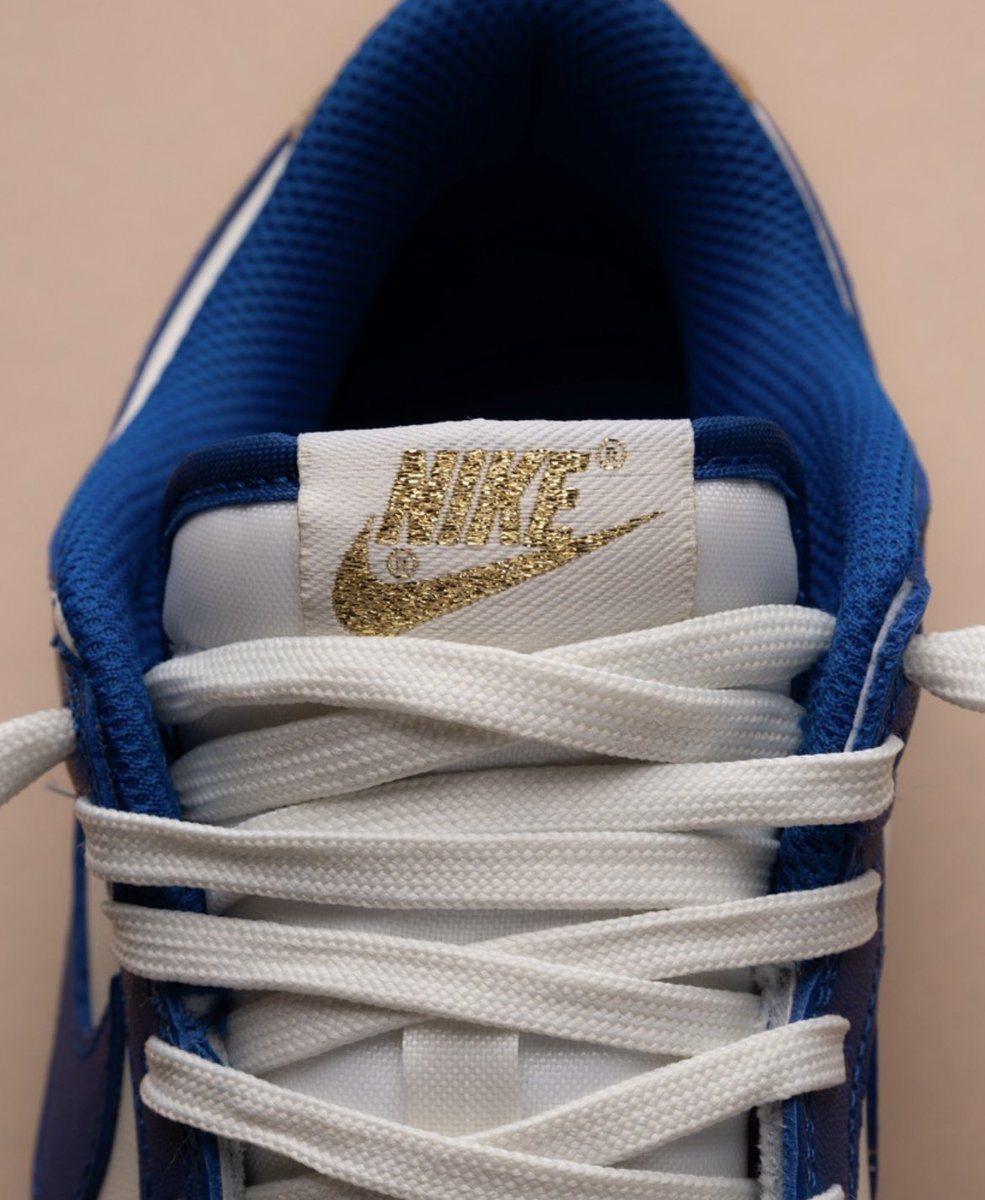 DayDreamKicks's tweet photo. Royalty Blue👑 https://t.co/sZkNl4Dq2V