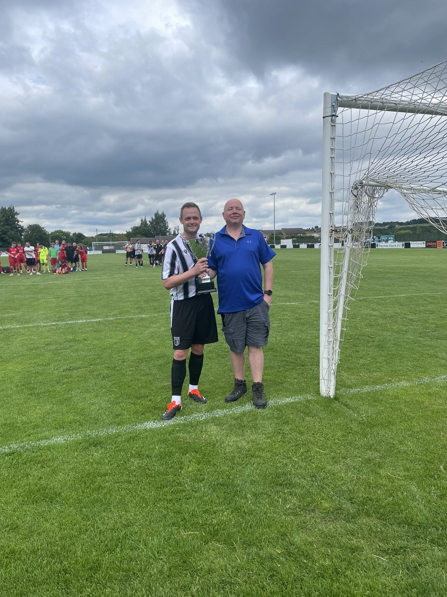 pcfc1906's tweet image. Skipper @HowesDanny collects the Charlie Wyatt trophy. 

Great game in honour of a great man.