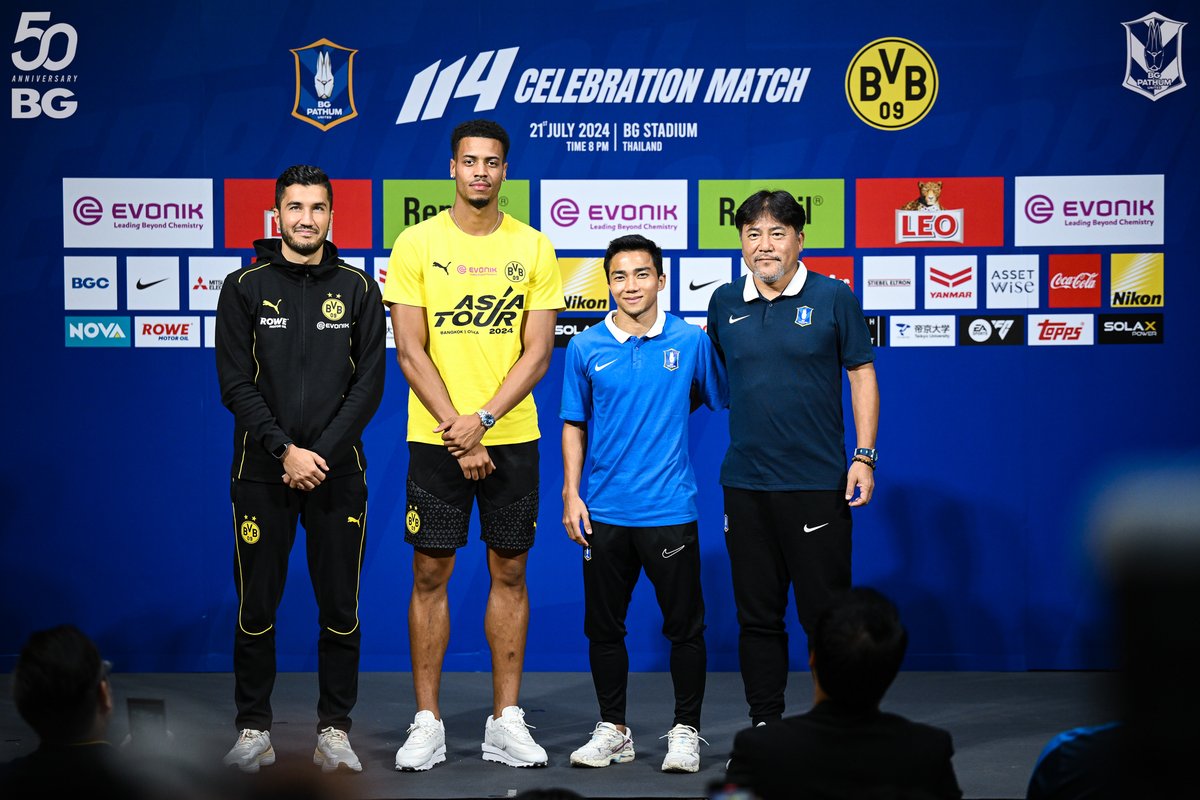 theaseanball's tweet photo. 🇩🇪🇹🇭 Borussia Dortmund players arrived in Thailand for a friendly match against BG Pathum United tonight, July 21.
#BGPathum #BGPU #BVB
#BGStadium https://t.co/AfIG4acTq8
