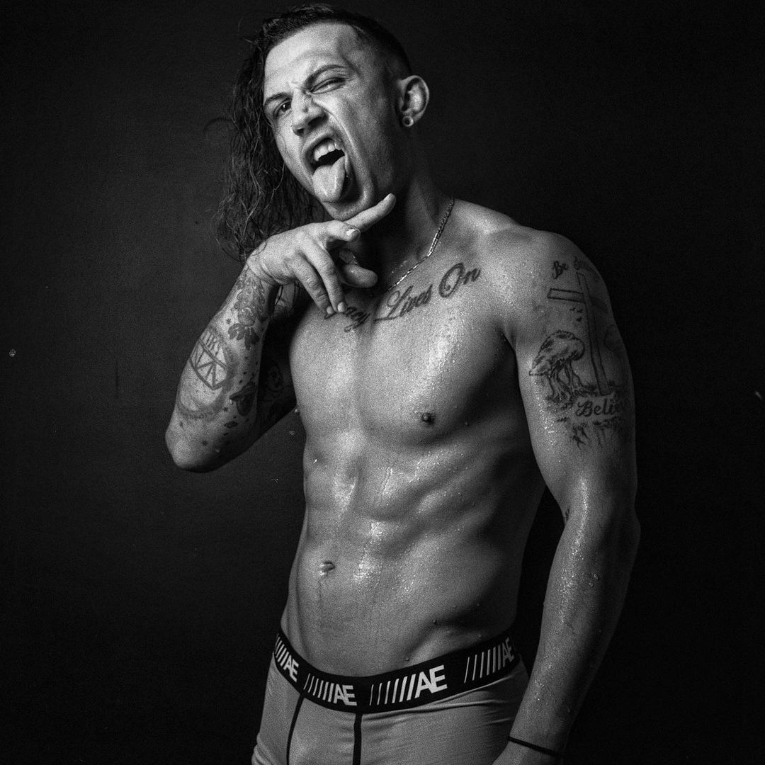 SidwardStHughes's tweet photo. Any sacrifice needs to be made. Any sin needs to be committed.
Whatever it takes.
SVW Champion Sid St. Hughes.
#BotK6
...Briefs, BTW. https://t.co/fYBVywYInx