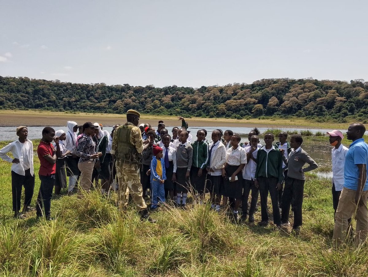 MarsabitNPark's tweet image. Big shoutout to Laisamis Secondary School for visiting today! 🌟 Their excitement over our park’s breathtaking beauty was amazing. Here&apos;s to learning and discovering the wonders of nature! 🌿📚 
#TunzaMaliYako #NatureLearning
