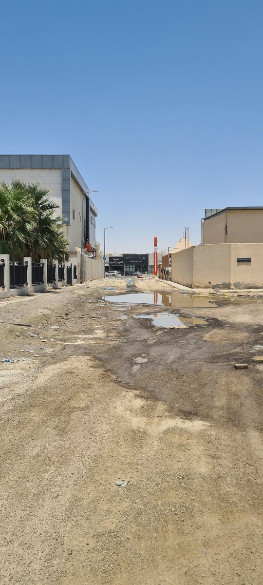 AlnuaimiAK's tweet photo. @Amanatalriyadh للأسف في حي #العارض سعر المتر أكثر من ستة آلاف وعلى هذا المنظر لأكثر من سنة!!

نسخة إلى
@RCRCSA @BinAyyafFaisal @QOL_2030 https://t.co/PI1pHsQMsO