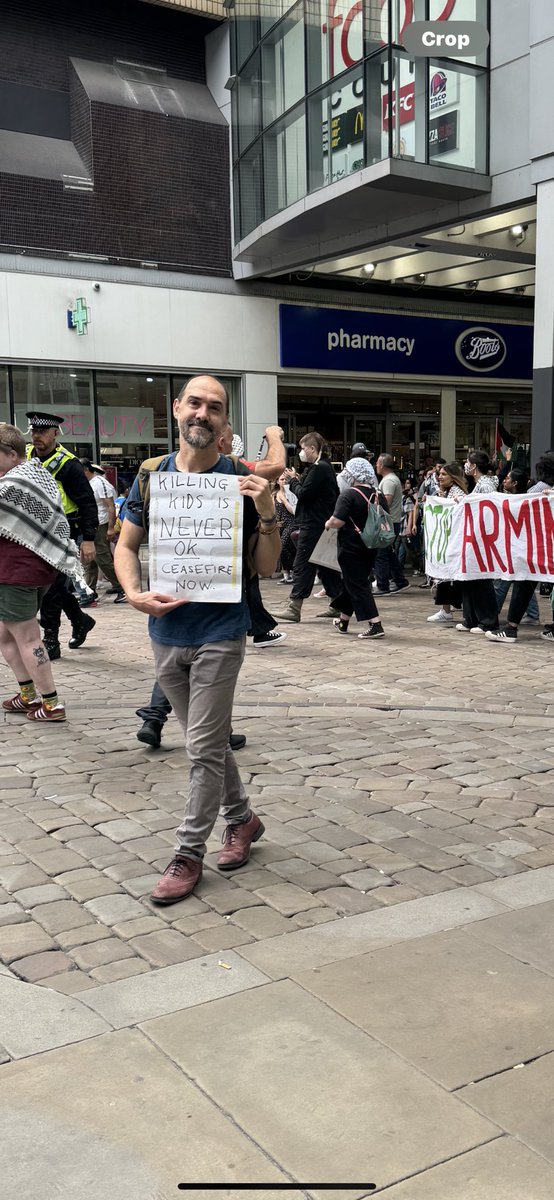EllieConnor3's tweet photo. Manchester today #FreePalestine https://t.co/tZbuIInmgL