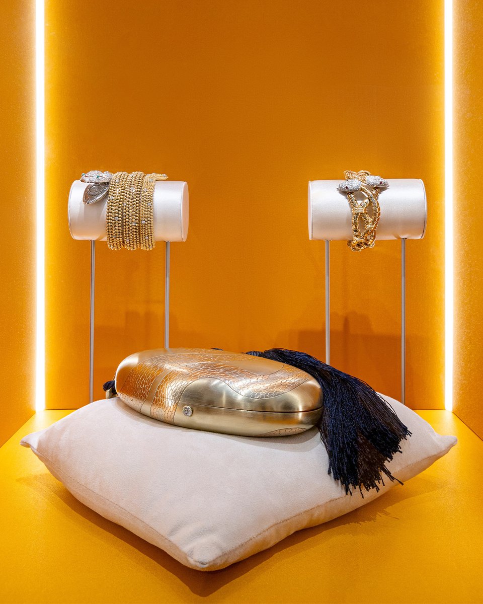 Porno majburan jinsiy aloqa Toq teri Mia Khalifa onanizm paytida cums va bir minut beradi