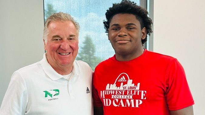 Six Star Football | PLUS+ (@sixstarfootball) on Twitter photo NORTH DAKOTA CAMP COVERAGE I Rising Defensive Prospects Capture College Coaches’ Attention
⭐️See the prospects who impressed at UND💯
✍️STORY▶️ sixstarfootball.com/article/north-…
<a href="/JackAmes34/">Jack Ames</a> <a href="/Brenananderson2/">Brenan Anderson</a> <a href="/jjaquari16/">Jjaquari Douglas</a> <a href="/Kolby_gibbons/">Kolby G</a> <a href="/DanielHarness88/">Daniel Harness</a> <a href="/EthanHowey1/">Ethan_Howey</a> <a href="/jack_horvat/">Jack Horvat</a> NORTH DAKOTA CAMP COVERAGE I Rising Defensive Prospects Capture College Coaches’ Attention
⭐️See the prospects who impressed at UND💯
✍️STORY▶️ sixstarfootball.com/article/north-…
<a href="/JackAmes34/">Jack Ames</a> <a href="/Brenananderson2/">Brenan Anderson</a> <a href="/jjaquari16/">Jjaquari Douglas</a> <a href="/Kolby_gibbons/">Kolby G</a> <a href="/DanielHarness88/">Daniel Harness</a> <a href="/EthanHowey1/">Ethan_Howey</a> <a href="/jack_horvat/">Jack Horvat</a>