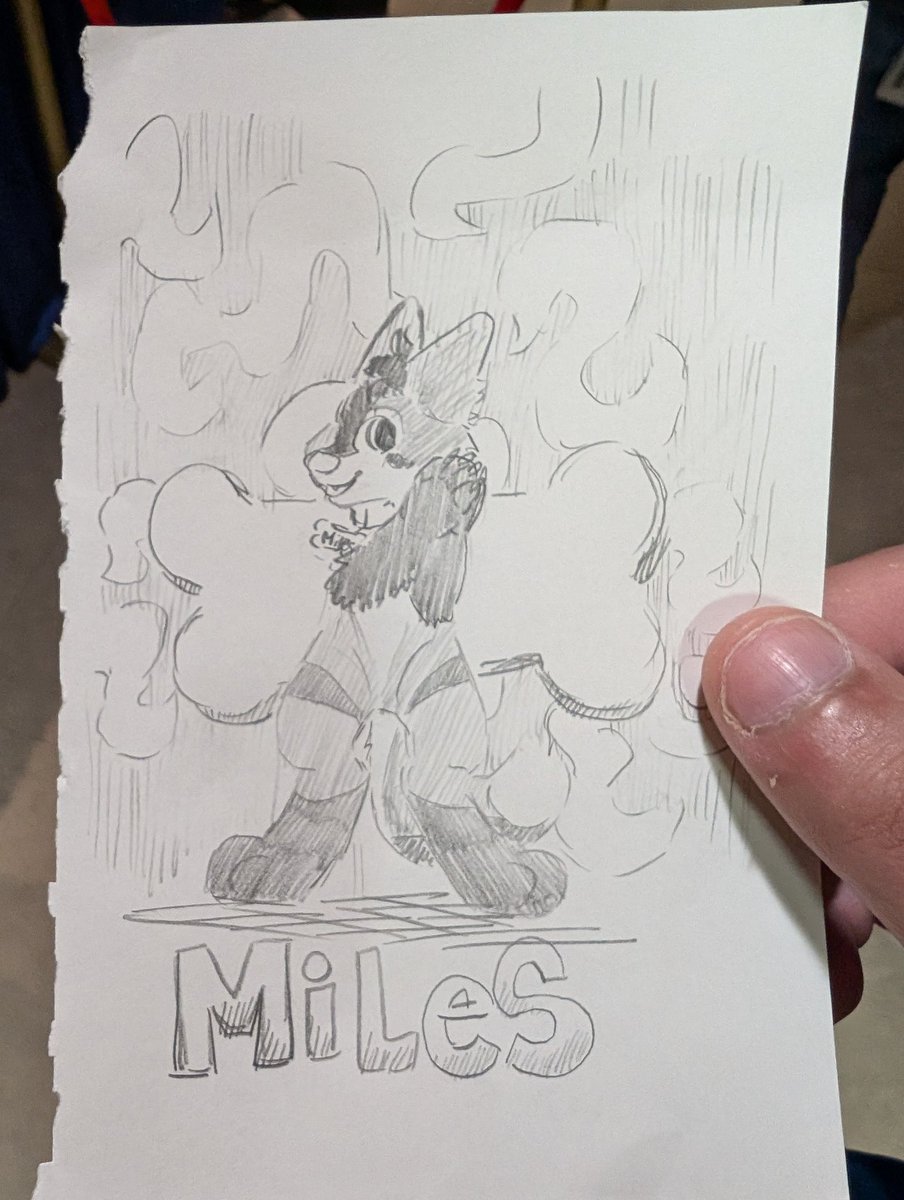 Miles The Fox 🇨🇦 , Fur eh (vending), tweet media