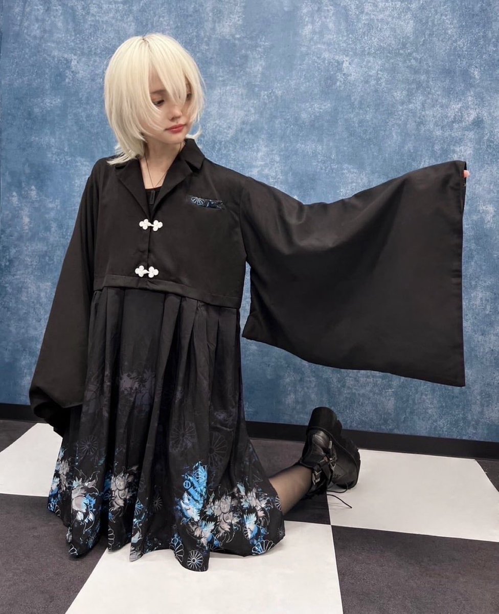 🎁短期プレゼント企画🎁 着物風袖3POCKET FRONT CHINA DRESS【和柄九尾
